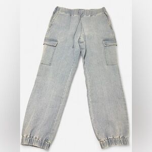 Tinseltown Woman’s Light Blue Cargo Jogger Jeans